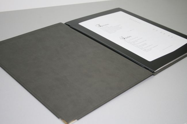 Menu en Simili-cuir - Intérieur